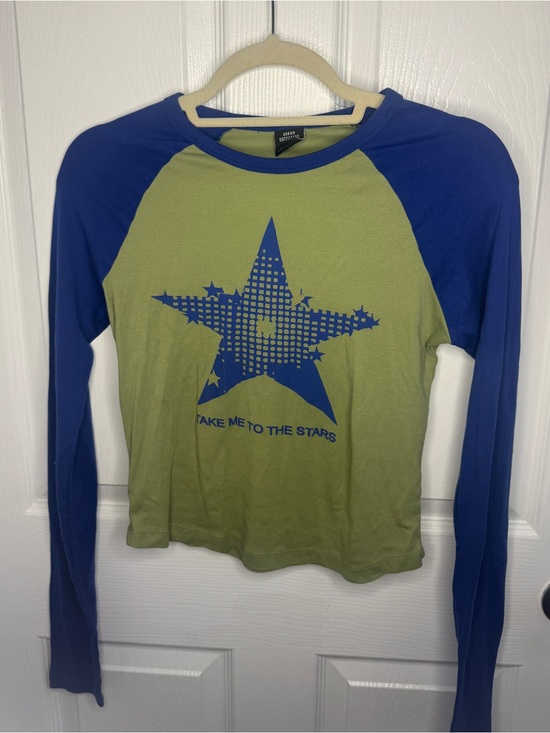 Urban Outfitters Tops - Urban Outfitters Long-Sleeve Raglan Tee in Olive Green and Royal Blue